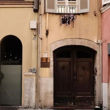 Monolocale Nel Centro Storico Lejlighed *